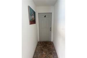 6715 N Armenia Ave, TAMPA