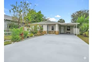 2520 W Saint John St, TAMPA