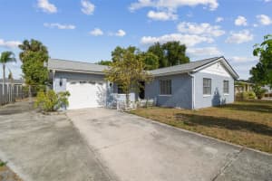 2311 Fern Cir, TAMPA