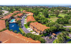 6251 Vista Verde Dr W, ST PETERSBURG