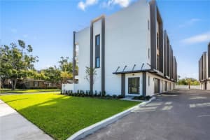 3002 W Platt #10, TAMPA