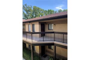 2661 Sabal Springs Cir #204, CLEARWATER