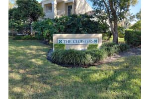 8352 Meadowbrook Dr #11, SEMINOLE