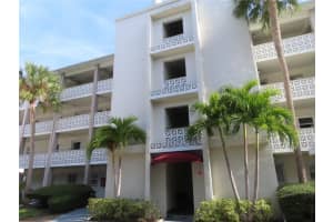 1524 Lakeview Rd #203, CLEARWATER