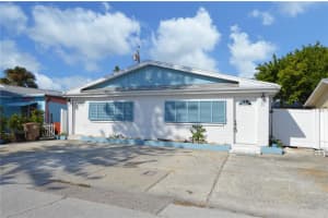 156 146th Ave E #a, MADEIRA BEACH