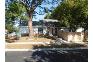 2233 Springwood Cir W, CLEARWATER