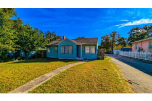 860 16th Ave S, ST PETERSBURG