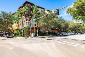 200 4th Ave S #302, ST PETERSBURG