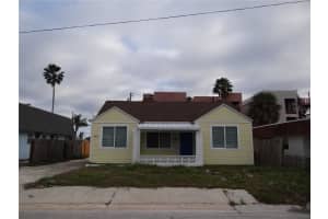 14117 Palm St, MADEIRA BEACH