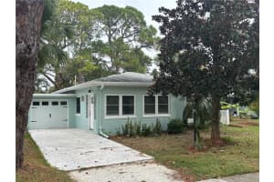 512 Tennessee Ave, CRYSTAL BEACH