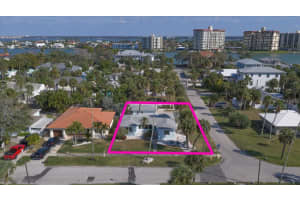 737 Bruce Ave, CLEARWATER