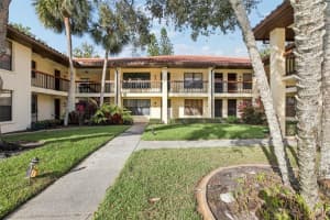 2110 Hammock Pine Blvd #2110, CLEARWATER