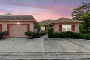 9026 Golden Horseshoe Dr, SEMINOLE