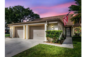 1202 Palm Dr, TARPON SPRINGS