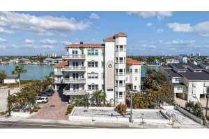 10133 Gulf Blvd #e1, TREASURE ISLAND