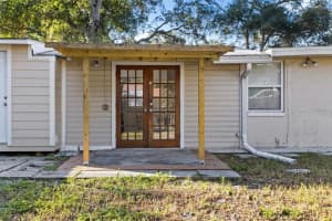 904 Lakeview Rd #unit B, CLEARWATER