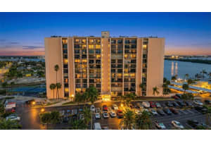 51 Island Way #311, CLEARWATER BEACH