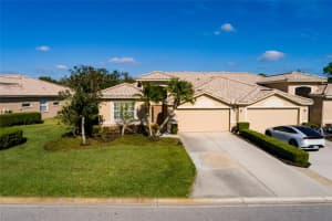 4560 Legacy Ct, SARASOTA