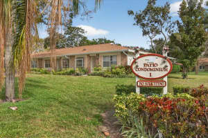 2211 Lark Cir W #d, PALM HARBOR