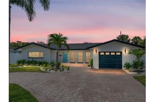 6709 Cardinal Dr S, ST PETERSBURG