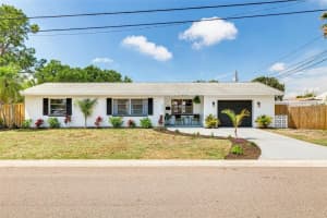 2000 57th St N, ST PETERSBURG