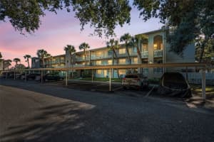 841 Patricia Ave #306, DUNEDIN