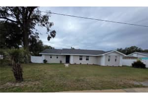 5611 6th St, ZEPHYRHILLS