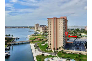 4900 Brittany Dr S #805, ST PETERSBURG