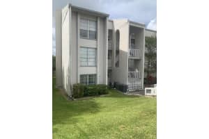 2625 State Road 590 #2811, CLEARWATER