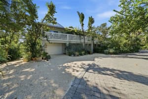 700 Lands End Dr, LONGBOAT KEY