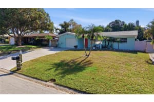 2039 Pine Ridge Dr, CLEARWATER