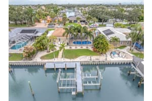 4200 46th Ave S, ST PETERSBURG