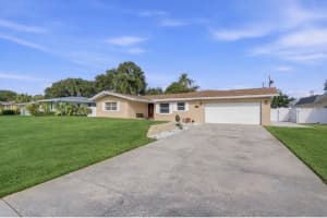 1658 Fruitwood Dr, CLEARWATER