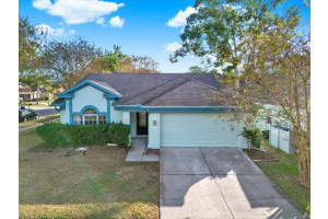 1712 Elk Spring Dr, BRANDON