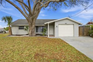 7417 Mako Dr, HUDSON