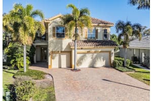 8685 Bayou Way N, PINELLAS PARK