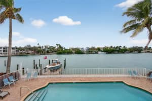 12100 Capri Cir S #203, TREASURE ISLAND