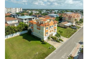 136 175th Ave E, REDINGTON SHORES