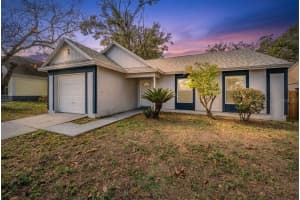 404 Regal Park Dr, VALRICO
