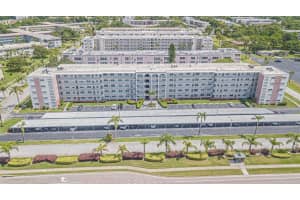 5501 80th St N #206, ST PETERSBURG