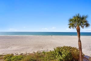 2900 Gulf Blvd #211, BELLEAIR BEACH