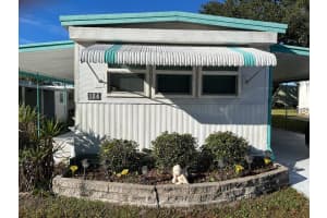 104 1st St, CLEARWATER