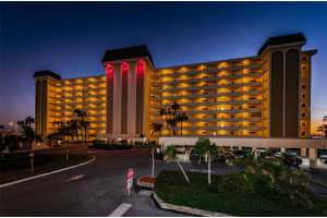 4750 Cove Cir #605, ST PETERSBURG