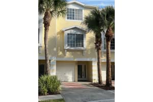 116 Brent Cir, OLDSMAR