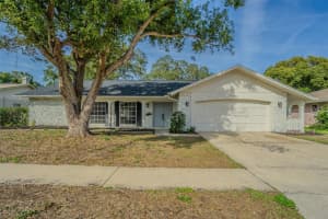 8405 Reynolds Dr, HUDSON