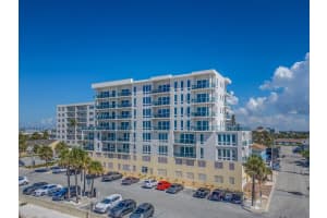 15 Avalon St #403, CLEARWATER BEACH