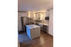 712 1st Ct, PALM HARBOR