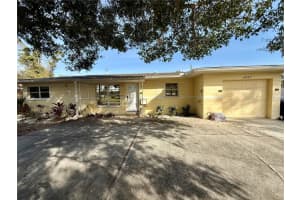 6957 18th St N, ST PETERSBURG