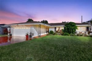 13931 Dominica Dr, SEMINOLE