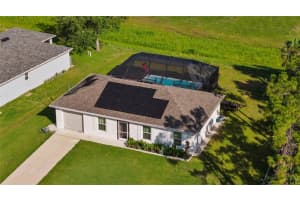 1477 Winthrop St, NORTH PORT